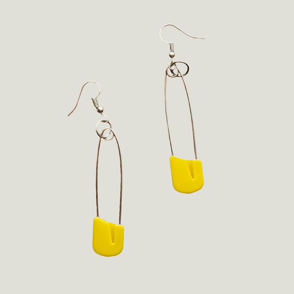 AE 13.1 Plastic Cap Safety Pin Hanging Earrings