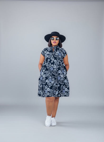 D15.2 - Ruffled Shift Dress with Mandarin Collar (Black & white print)