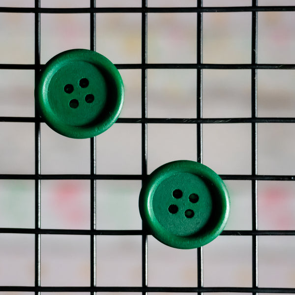 AE 7.1 Medium Wooden Button Studs