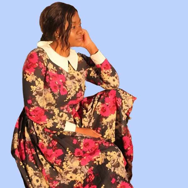 D6.2 Pleated Collar Dress - Black & Pink Floral