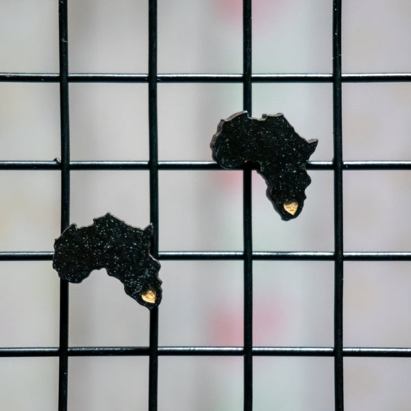 AE 8.1 Wooden African Map Studs