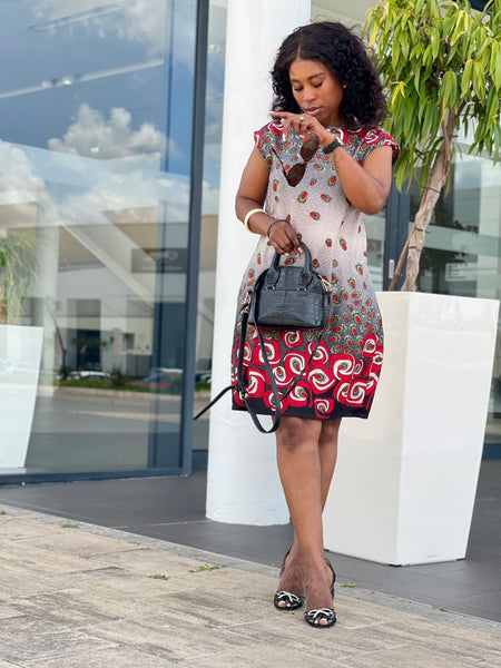 D18.1 - Sleeveless Shift Dress - Red teardrop motifs