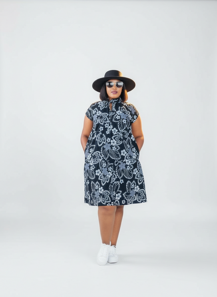 D15.2 - Ruffled Shift Dress with Mandarin Collar (Black & white print)