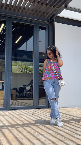 T15.1 High-Low Sleeveless Tank Top- Multicolor Circular Print