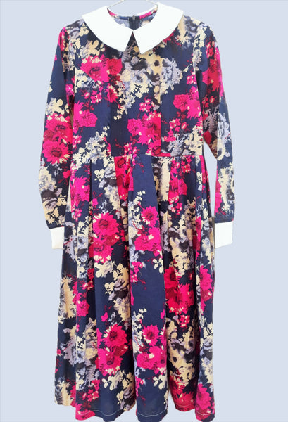 D6.2 Pleated Collar Dress - Black & Pink Floral
